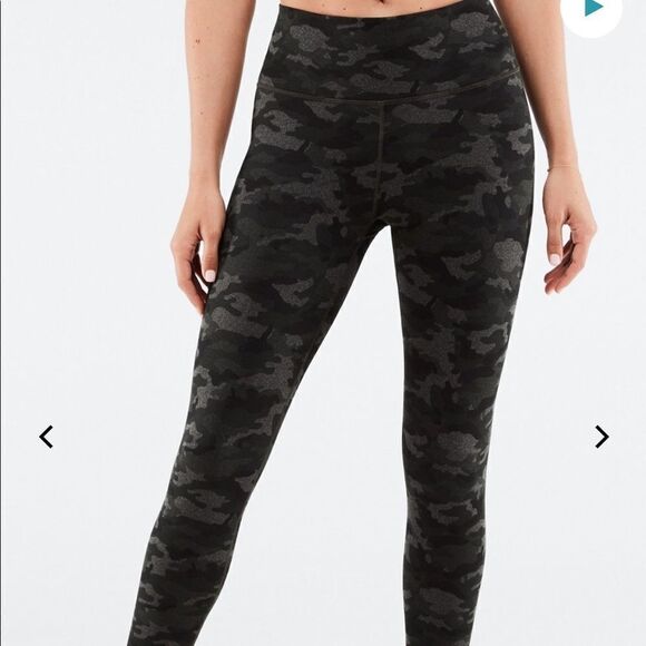 Fabletics XL Camo Green Charcoal Gray Define 7/8 High Waist PowerHold Leggings - Picture 4 of 12